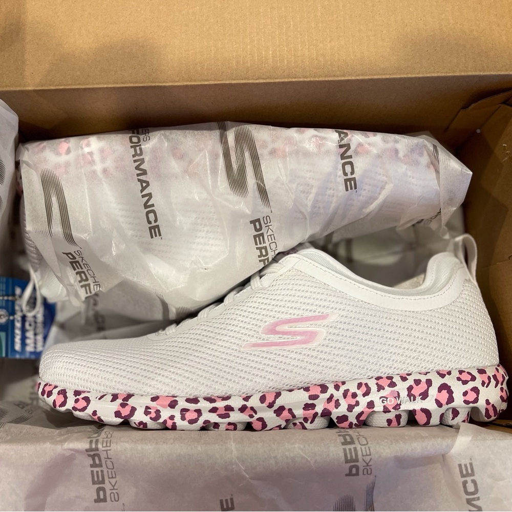 Skechers Performance Go Walk size 9.5